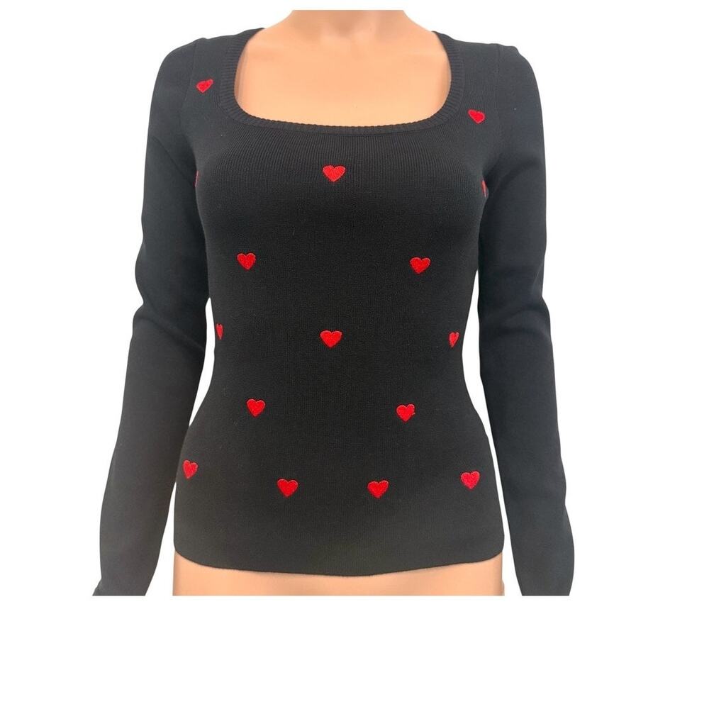 Timing juniors large embroidered red heart knit top sweater SP 2748